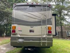 2015 Fleetwood Bounder 35K, $ 74,000