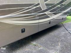 2015 Fleetwood Bounder 35K, $ 74,000
