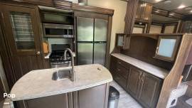 2017 Grand Design Solitude 374TH, $ 41,900