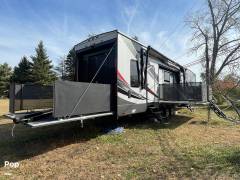 2017 Forest River Vengeance Touring Edition 40D12, $ 49,000