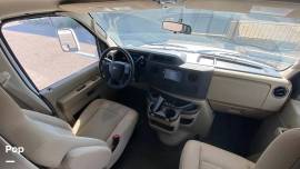 2022 Thor Motor Coach Chateau 22B, $ 60,000