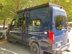 2020 Mercedes-Benz Sprinter 2500 144WB 4x4, $ 109,000