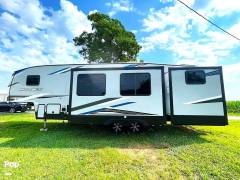 2022 Cherokee Arctic Wolf 321BH, $ 49,400