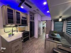 2022 Cherokee Arctic Wolf 321BH, $ 49,400