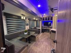 2022 Cherokee Arctic Wolf 321BH, $ 49,400