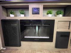 2022 Cherokee Arctic Wolf 321BH, $ 49,400