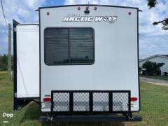 2022 Cherokee Arctic Wolf 321BH, $ 49,400