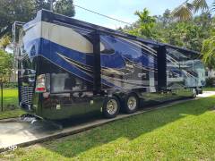 2019 Fleetwood Discovery LXE 44H, $ 279,000