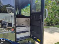 2019 Fleetwood Discovery LXE 44H, $ 279,000