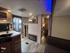 2023 Forest River Cherokee Limited 294GEBG, $ 43,350