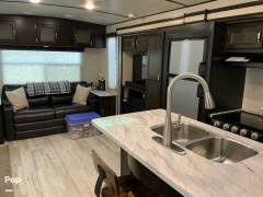 2020 Coachmen Spirit 3373RL, $ 33,000