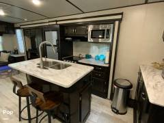 2020 Coachmen Spirit 3373RL, $ 33,000