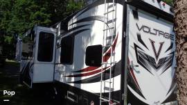 2014 Dutchmen Voltage 3990, $ 60,000