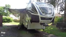2014 Dutchmen Voltage 3990, $ 60,000