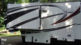 2014 Dutchmen Voltage 3990, $ 60,000