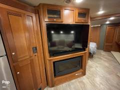 2018 Winnebago Forza 38F, $ 150,000