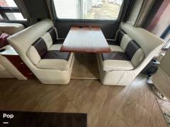2018 Winnebago Forza 38F, $ 150,000