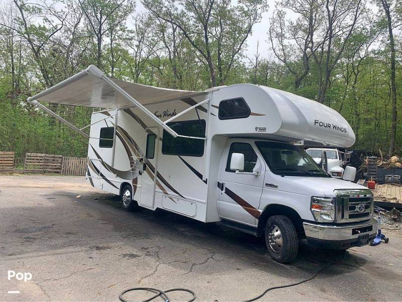 2018 Thor Motor Coach Four Winds 28A, $ 68,900