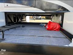 2012 Winnebago Journey 40U, $ 99,900