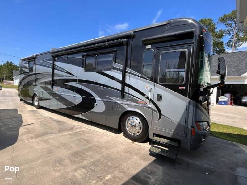 2012 Winnebago Journey 40U, $ 99,900