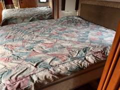 2012 Winnebago Journey 40U, $ 99,900