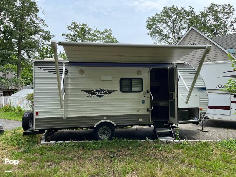 2021 Forest River Shasta 18BH, $ 17,700