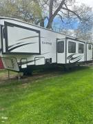 2022 Forest River Sabre 38DBQ, $ 63,000