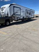 2022 Forest River Sabre 38DBQ, $ 63,000