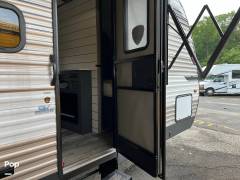 2021 Dutchmen Aspen Trail LE 29BH, $ 17,700
