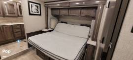 2022 Thor Motor Coach Aria 4000, $ 199,999