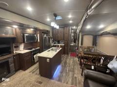 2018 Cedar Creek Silverback 35IK, $ 36,500