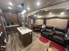2018 Cedar Creek Silverback 35IK, $ 36,500