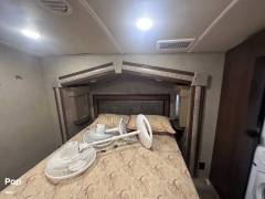 2018 Cedar Creek Silverback 35IK, $ 36,500