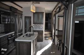 2018 Keystone Montana 3561RL, $ 39,995