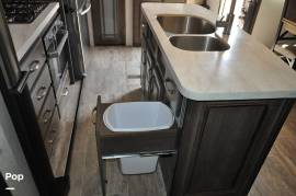 2018 Keystone Montana 3561RL, $ 39,995