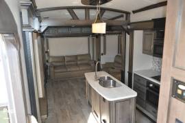 2018 Keystone Montana 3561RL, $ 39,995