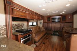 2015 Jayco Melbourne 29D, $ 71,500