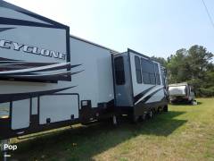 2017 Heartland Cyclone 4100 KING, $ 68,500