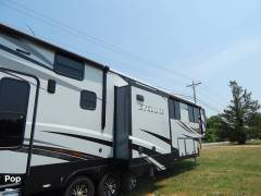 2017 Heartland Cyclone 4100 KING, $ 68,500