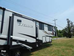 2017 Heartland Cyclone 4100 KING, $ 68,500