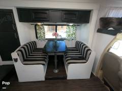 2009 Coachmen Freelander 2600SO, $ 29,999