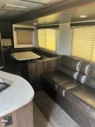 2018 Starcraft Launch 27BHU, $ 14,000
