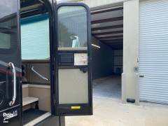 2019 Thor Motor Coach Aria 3901, $ 233,000