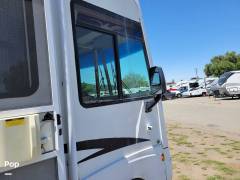2008 Itasca Sunova 30B, $ 17,500