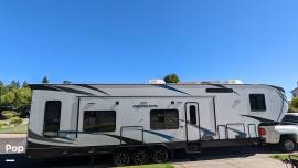 2017 Genesis Supreme 40GS, $ 55,600