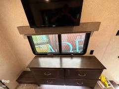 2019 Cedar Creek Hathaway 38FBD, $ 69,950
