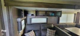 2020 Forest River Flagstaff 27BHWS, $ 24,900
