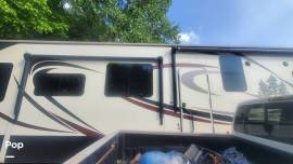 2017 Redwood RV Redwood 3401RL, $ 72,800