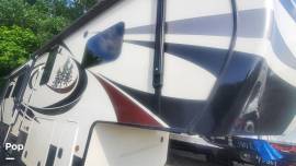 2017 Redwood RV Redwood 3401RL, $ 72,800