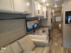 2021 Thor Motor Coach A.C.E. 33.1, $ 100,000